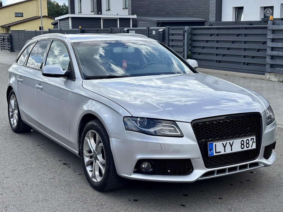 Audi A4 2009 — photo 7