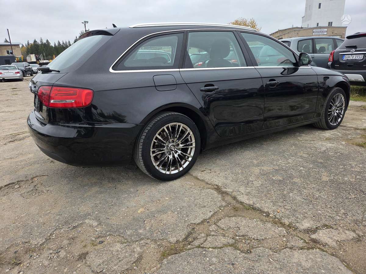 Audi A4 2008 — engine 2000 cm³, 143 HP (105kW)
