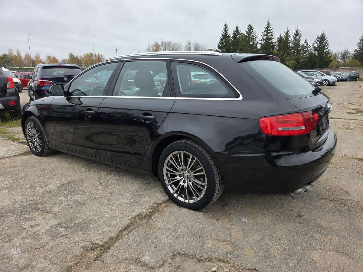 Audi A4 2008 — photo 6