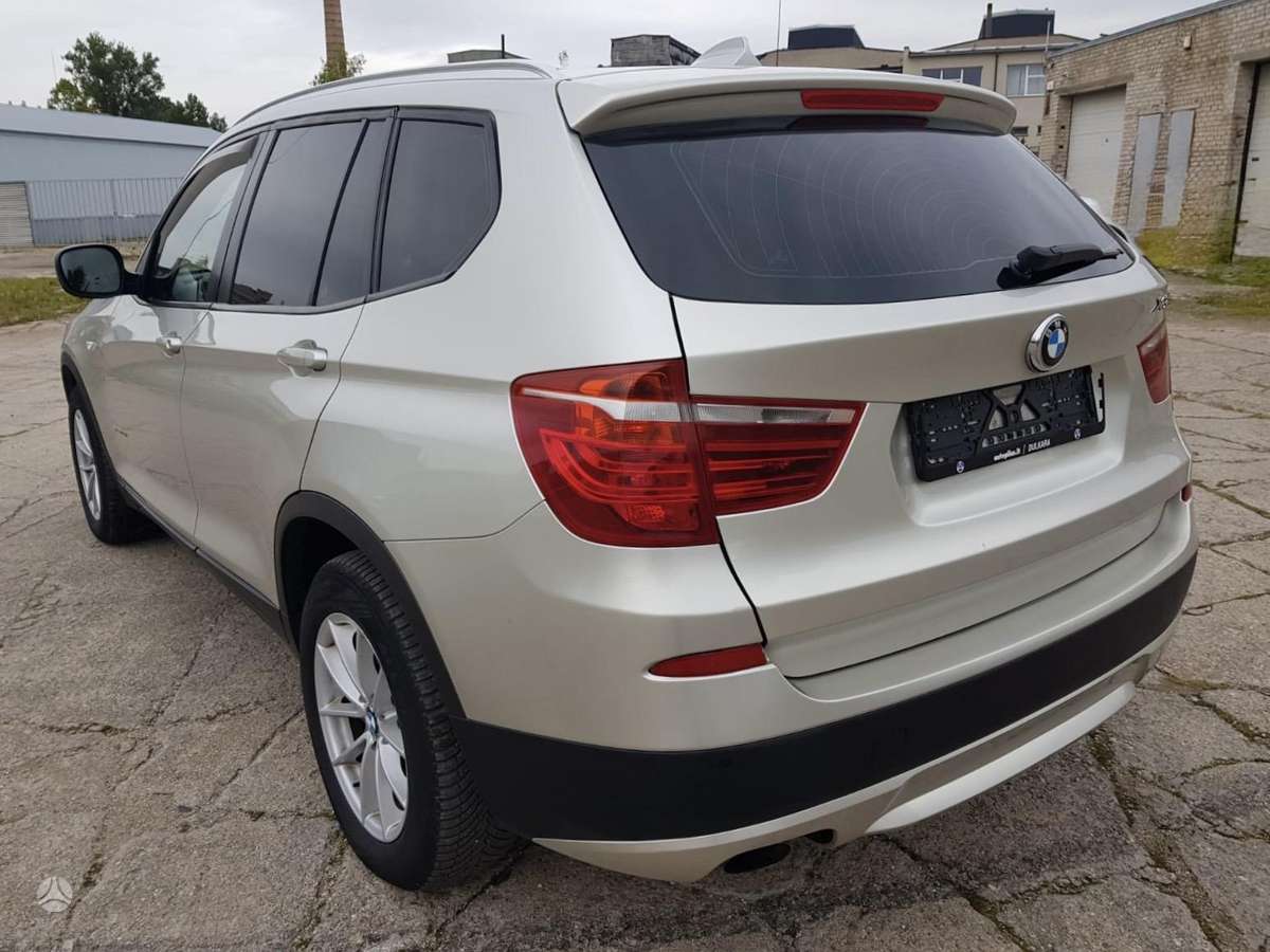 BMW X3 2011 — photo 5