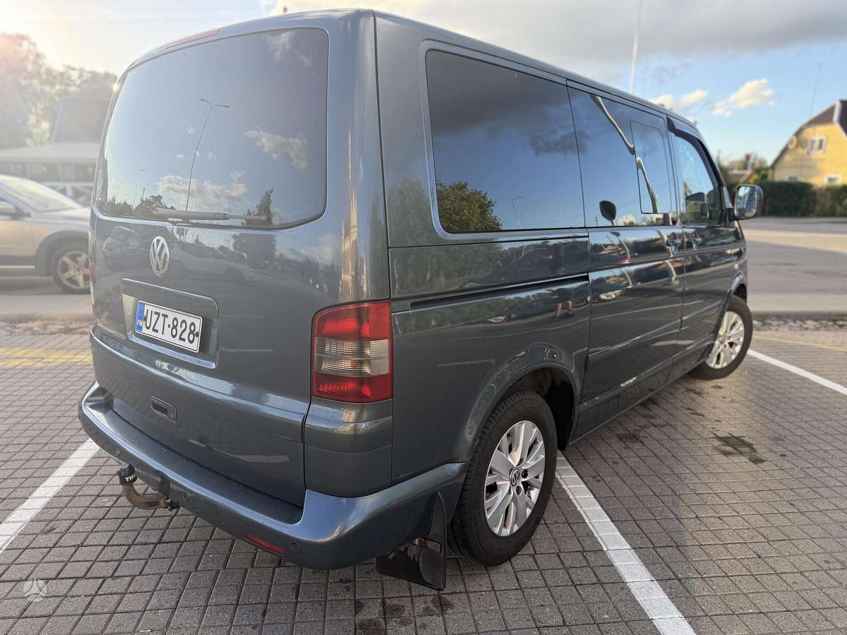 Volkswagen Multivan 2004 — photo 5