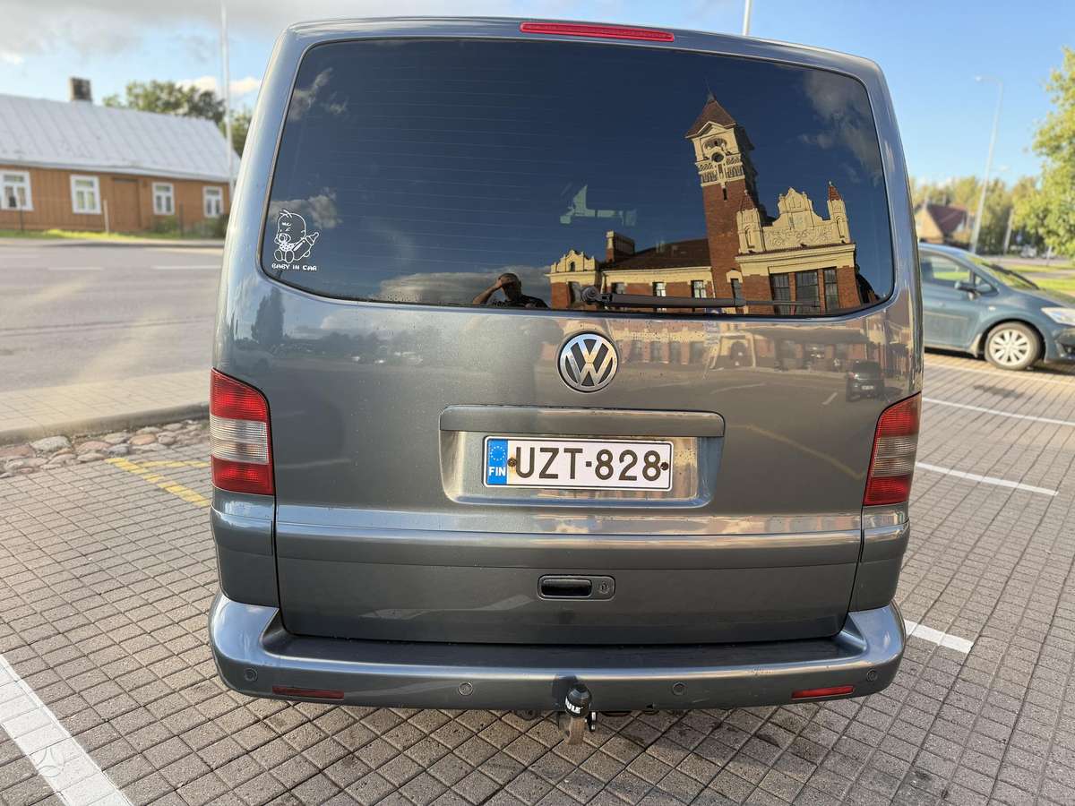 Volkswagen Multivan 2004 — photo 6
