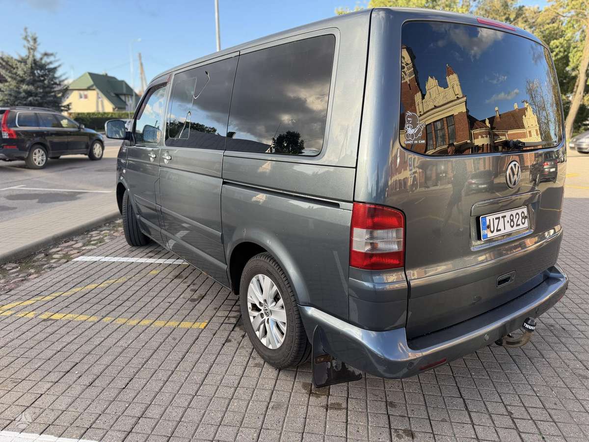 Volkswagen Multivan 2004 — photo 7