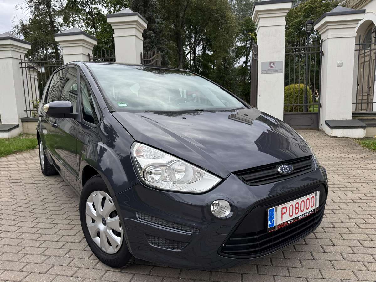Ford S-MAX 2013 — photo 14