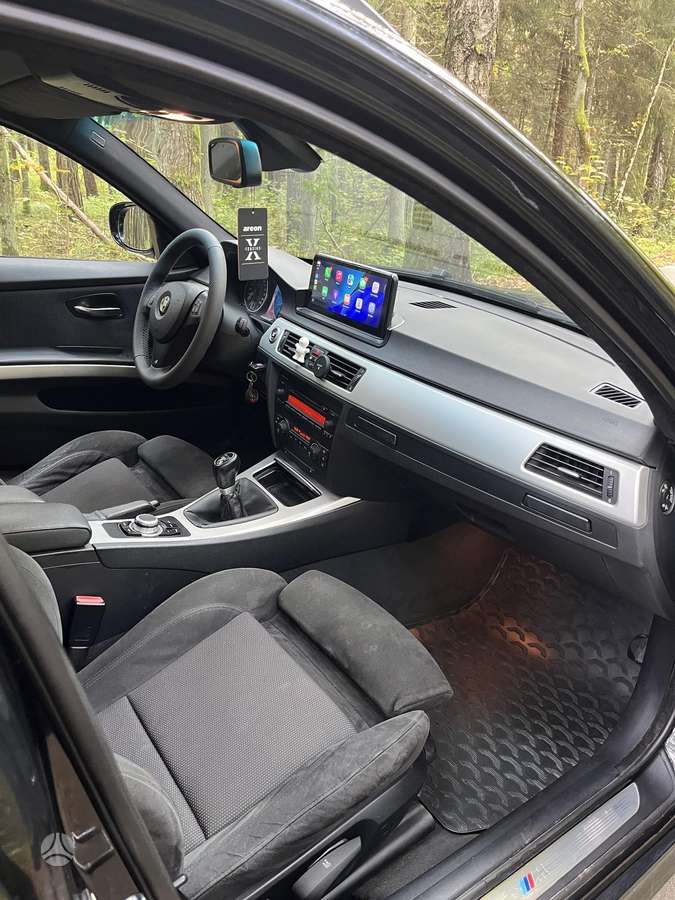 BMW 325 2005 — photo 10