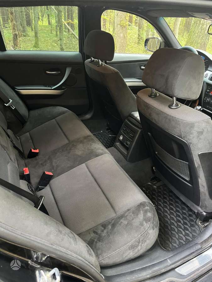 BMW 325 2005 — photo 12