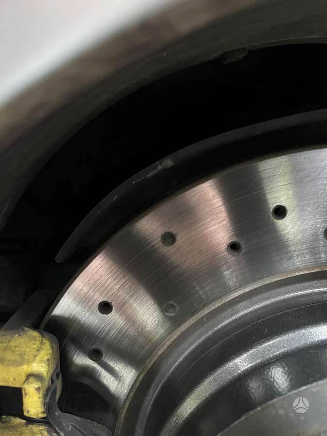 BMW 325 2005 — photo 15