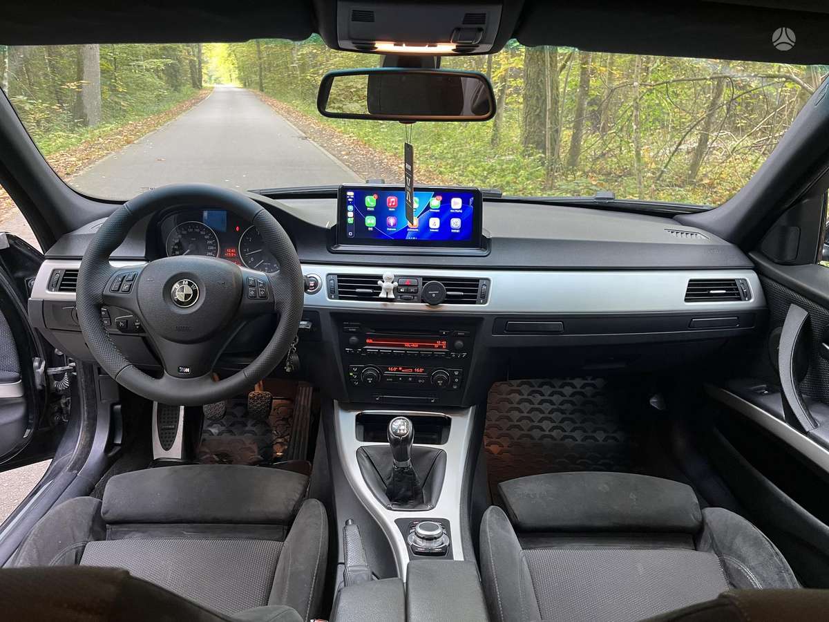 BMW 325 2005 — photo 9