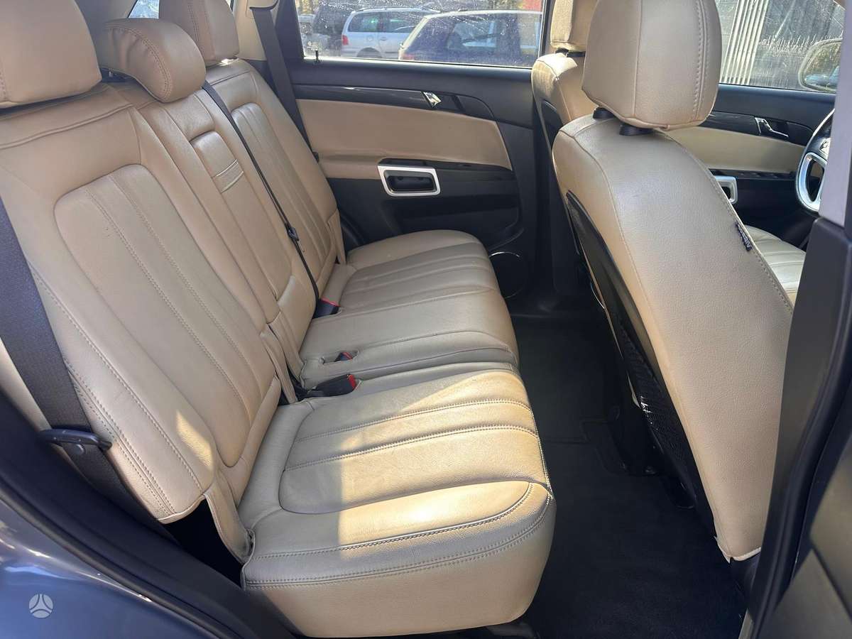 Opel Antara 2011 — photo 7