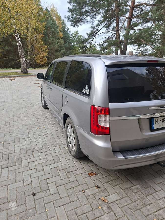 Chrysler Town 2013 — двигун 3600 cm³