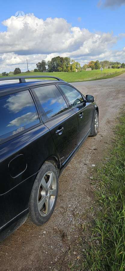 Volvo V70 2008 — photo 9