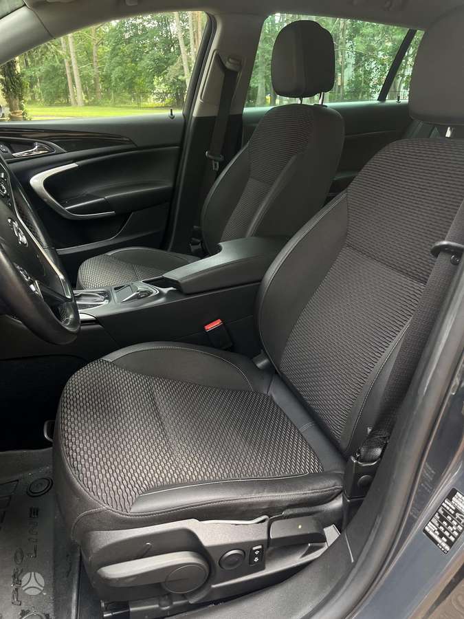 Opel Insignia 2014 — photo 10