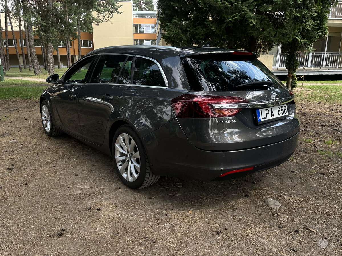 Opel Insignia 2014 — interior