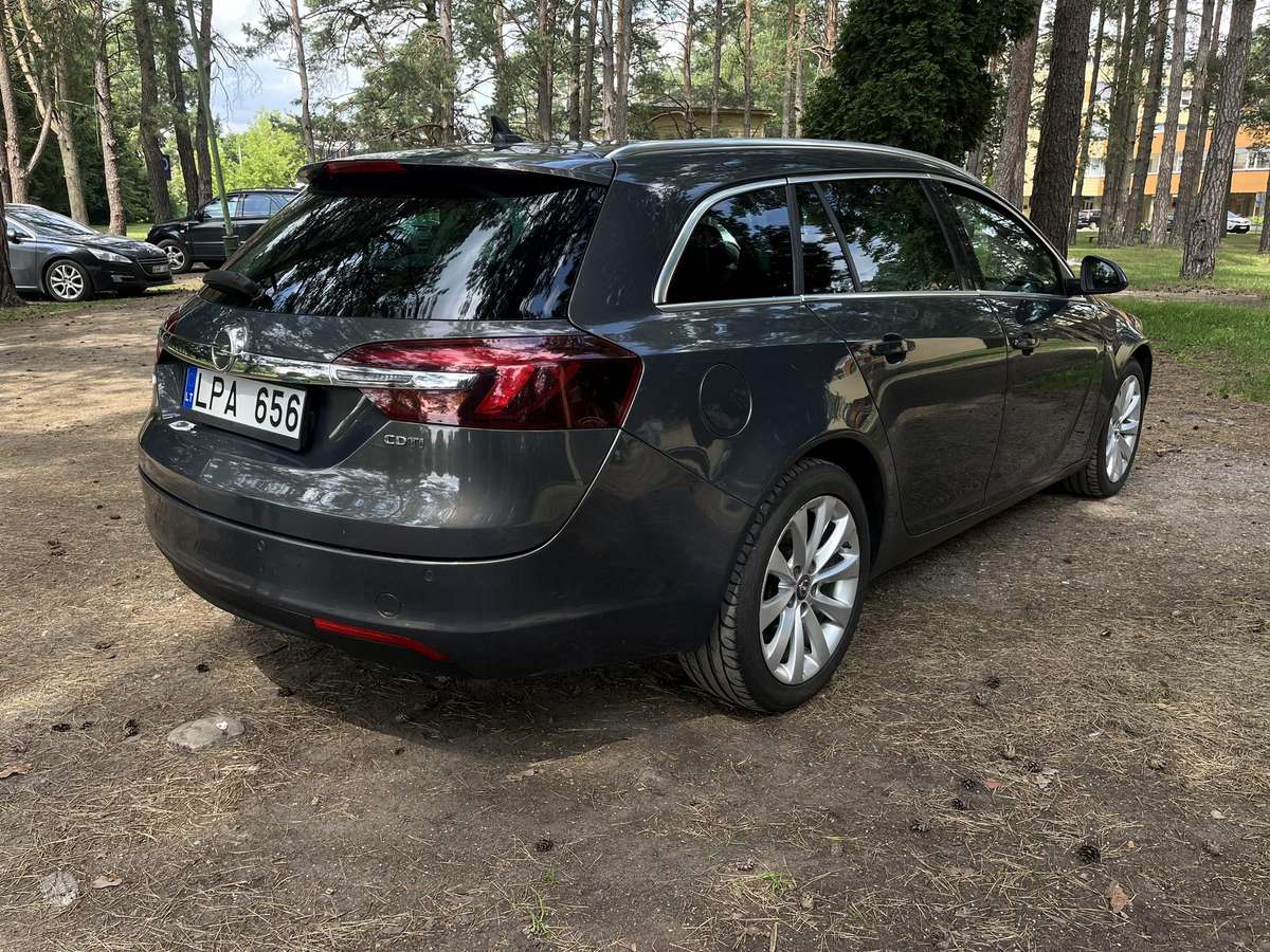 Opel Insignia 2014 — engine 1956 cm³, 163 HP (120kW)