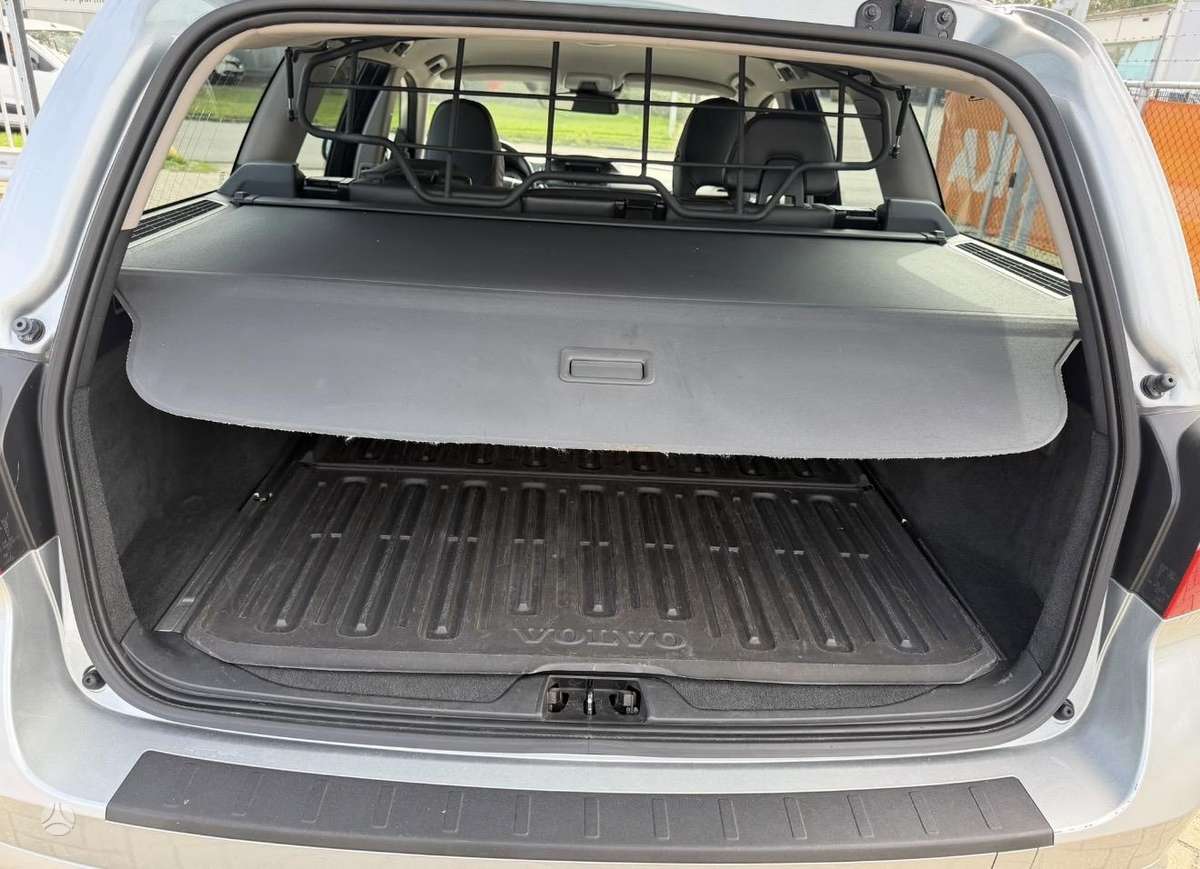 Volvo V70 2013 — photo 13