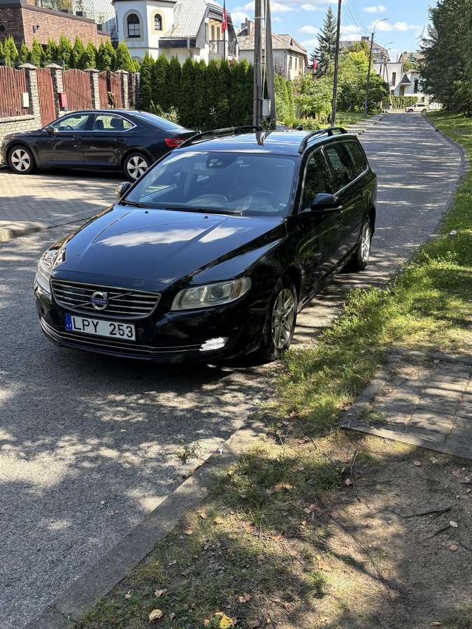 Volvo V70, 2015