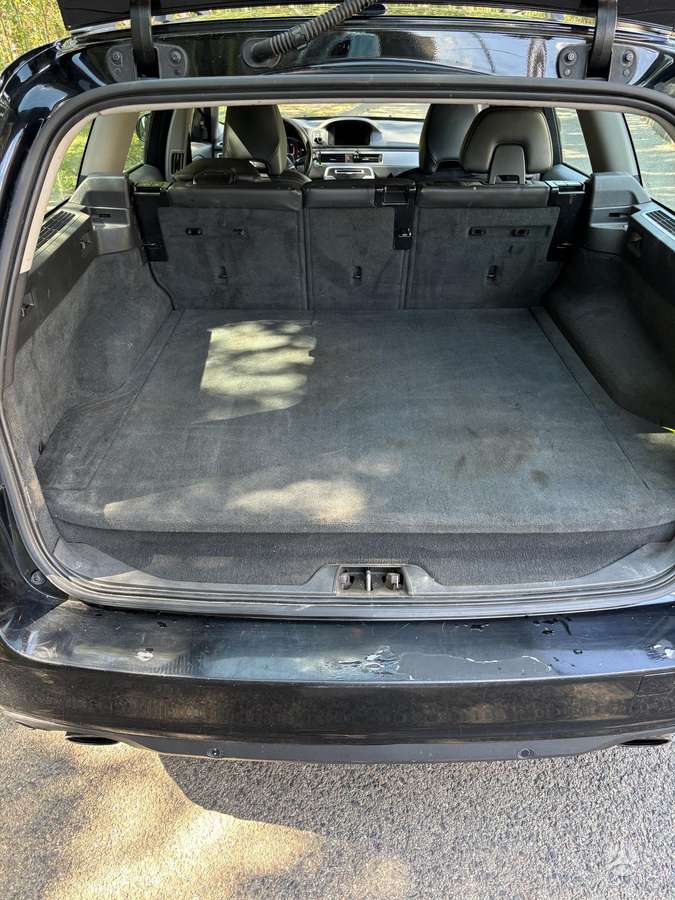 Volvo V70 2015 — photo 10