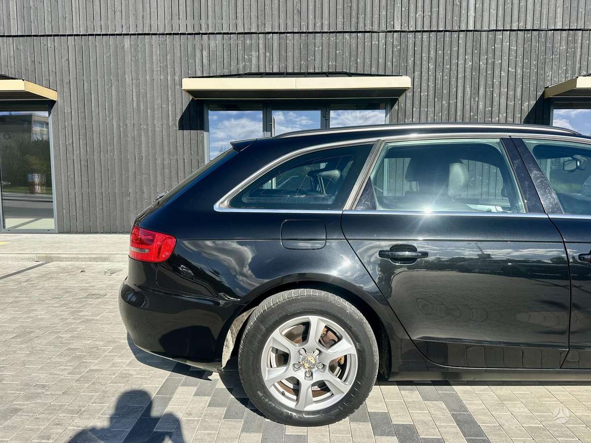 Audi A4 2008 — photo 10