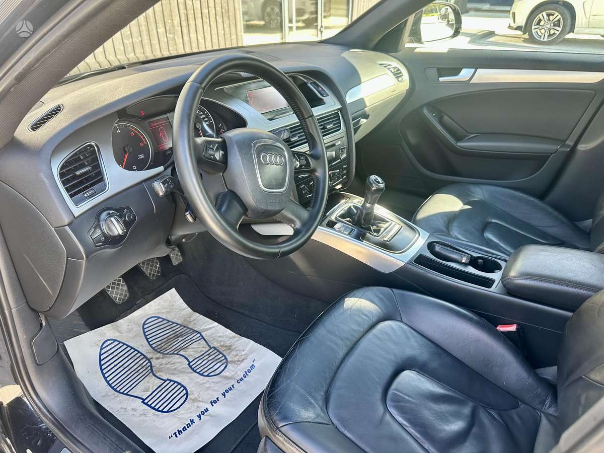 Audi A4 2008 — photo 14