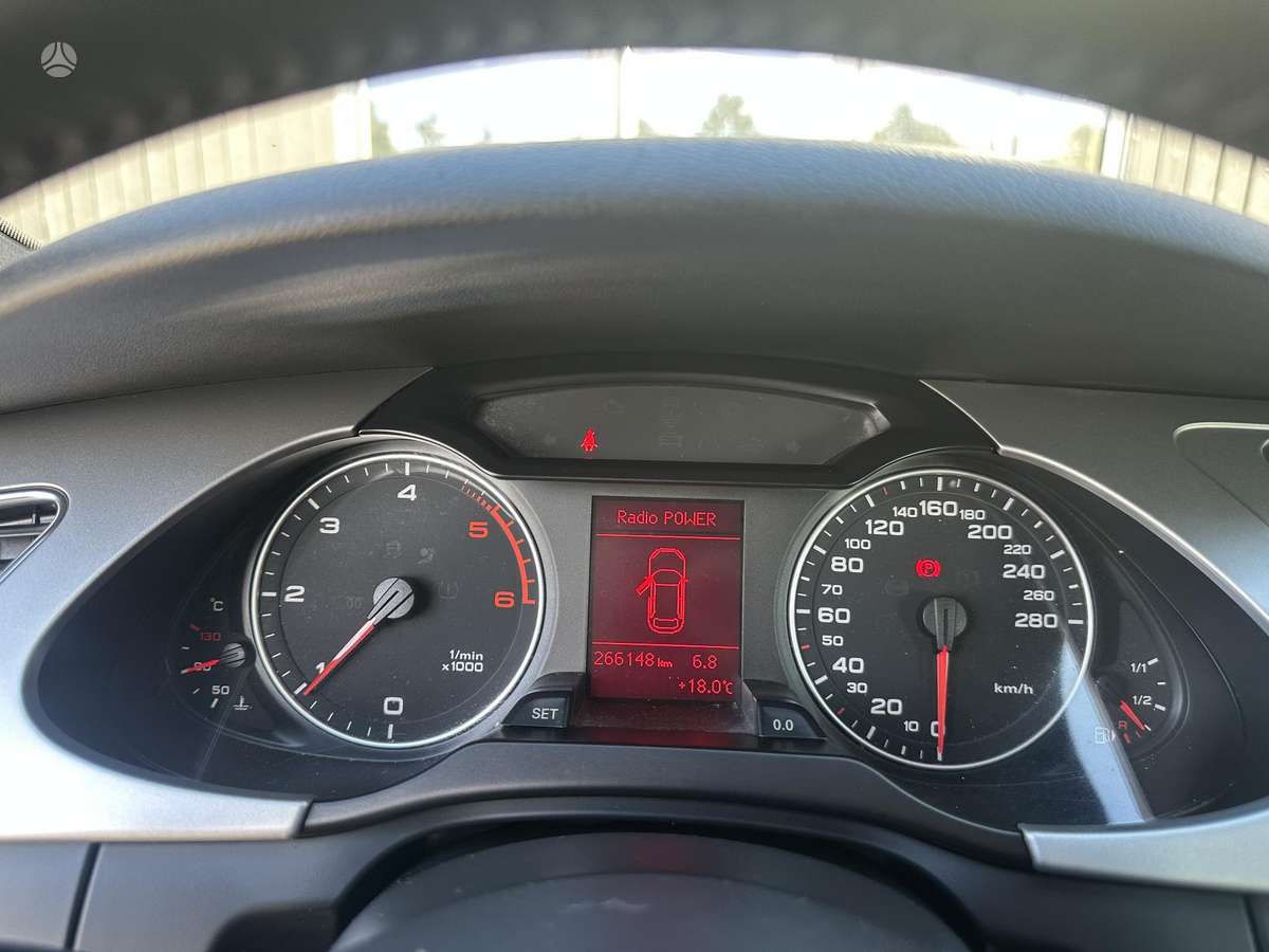 Audi A4 2008 — photo 18