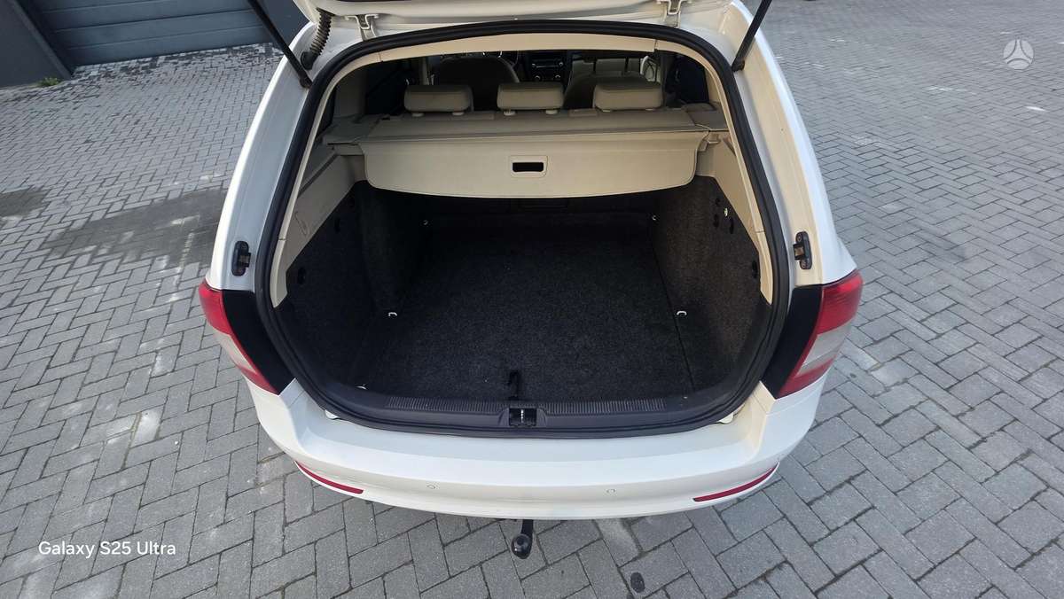 Skoda Octavia 2010 — photo 15