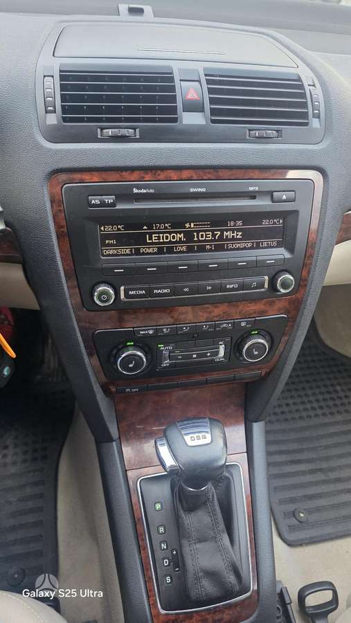 Skoda Octavia 2010 — photo 17
