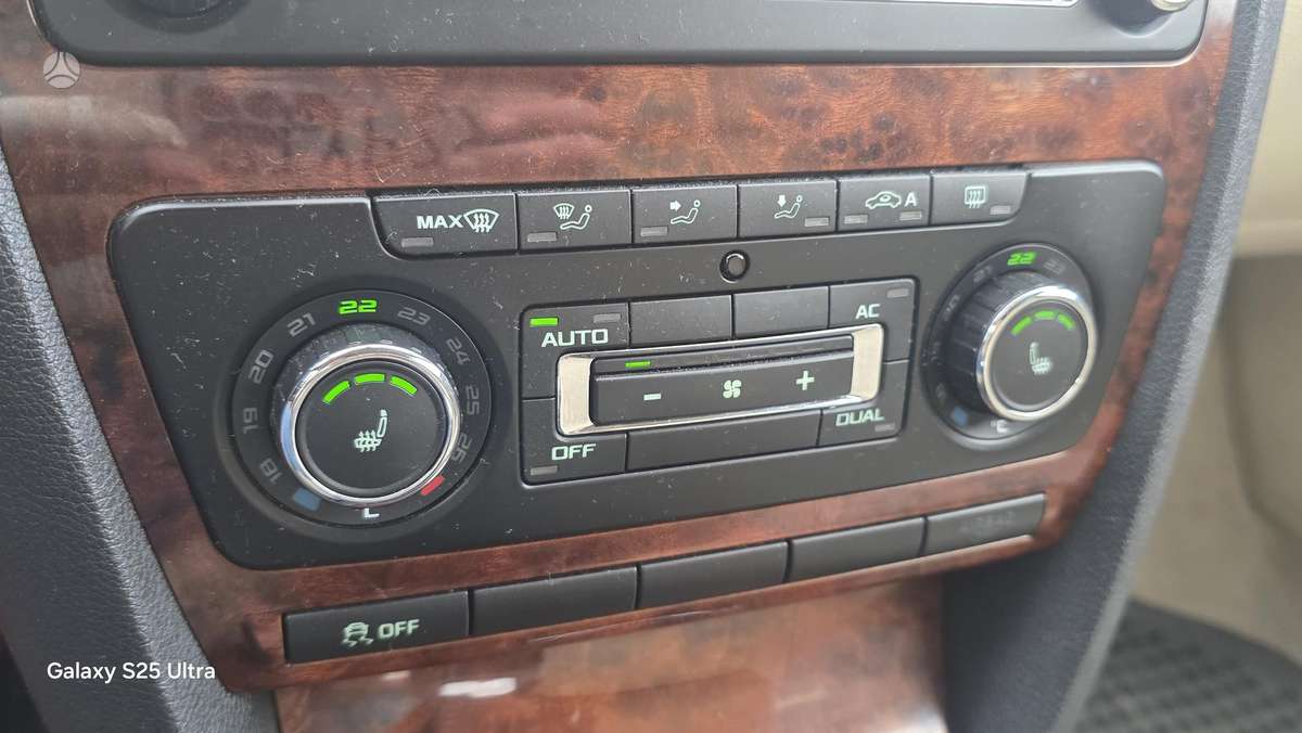 Skoda Octavia 2010 — photo 18