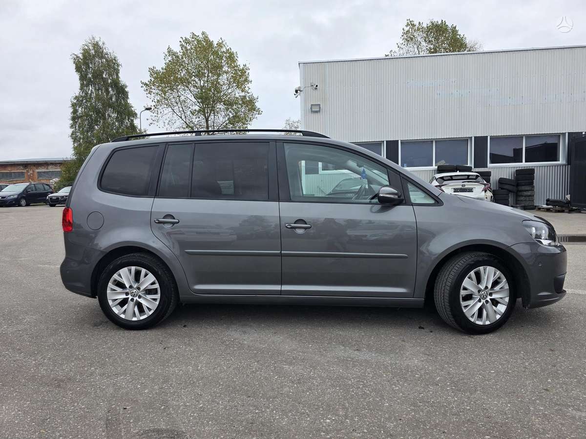 Volkswagen Touran 2014 — photo 6