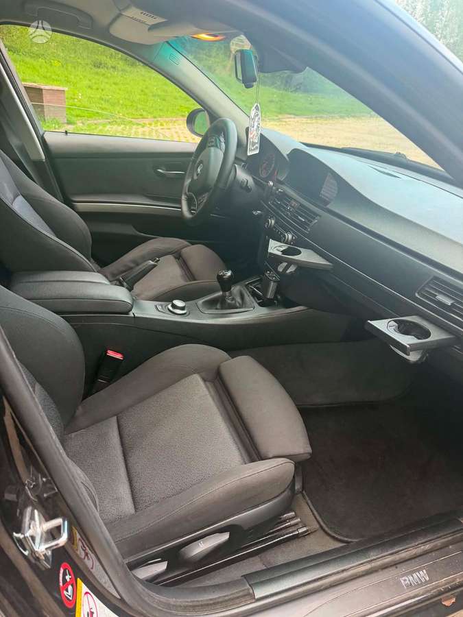 BMW 320 2007 — двигун 177 HP (130kW)