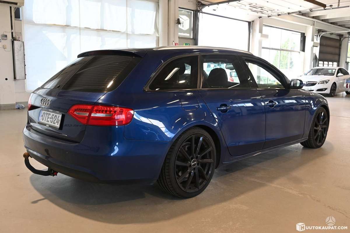 Audi A4 2013 — photo 11