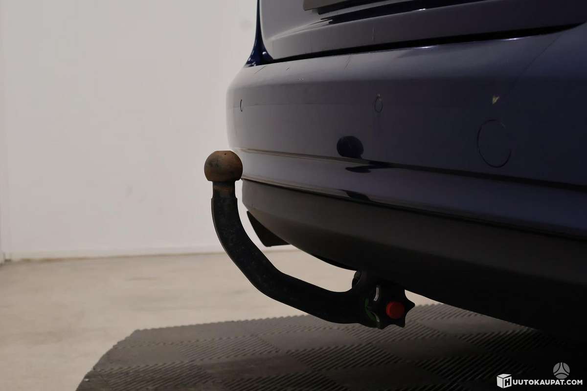 Audi A4 2013 — photo 13