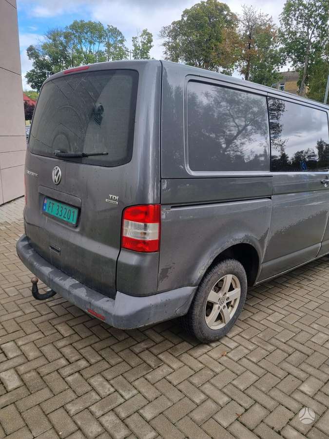 Volkswagen Transporter 2011 — engine 2000 cm³, 140 HP (103kW)