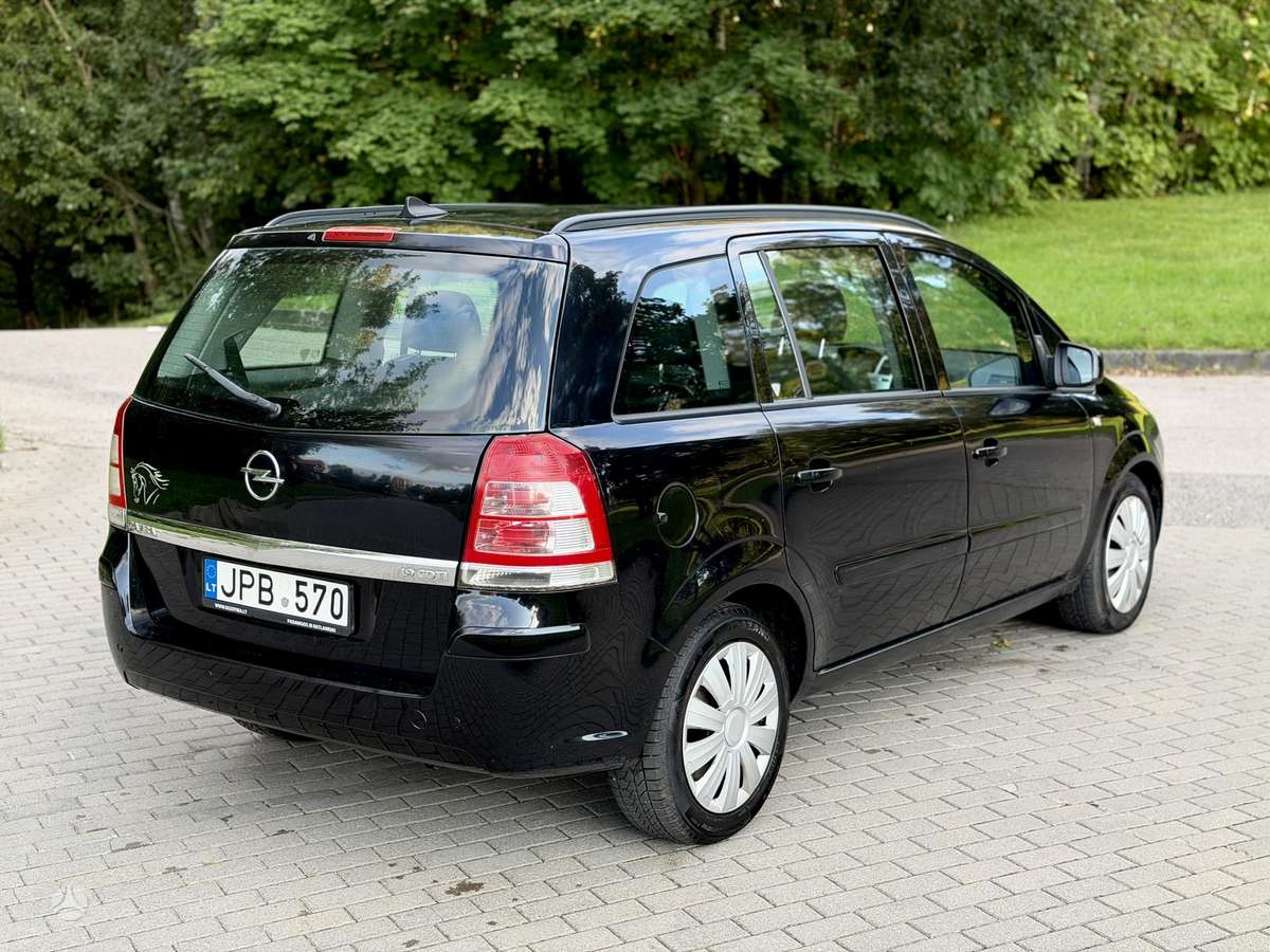 Opel Zafira 2010 — photo 6