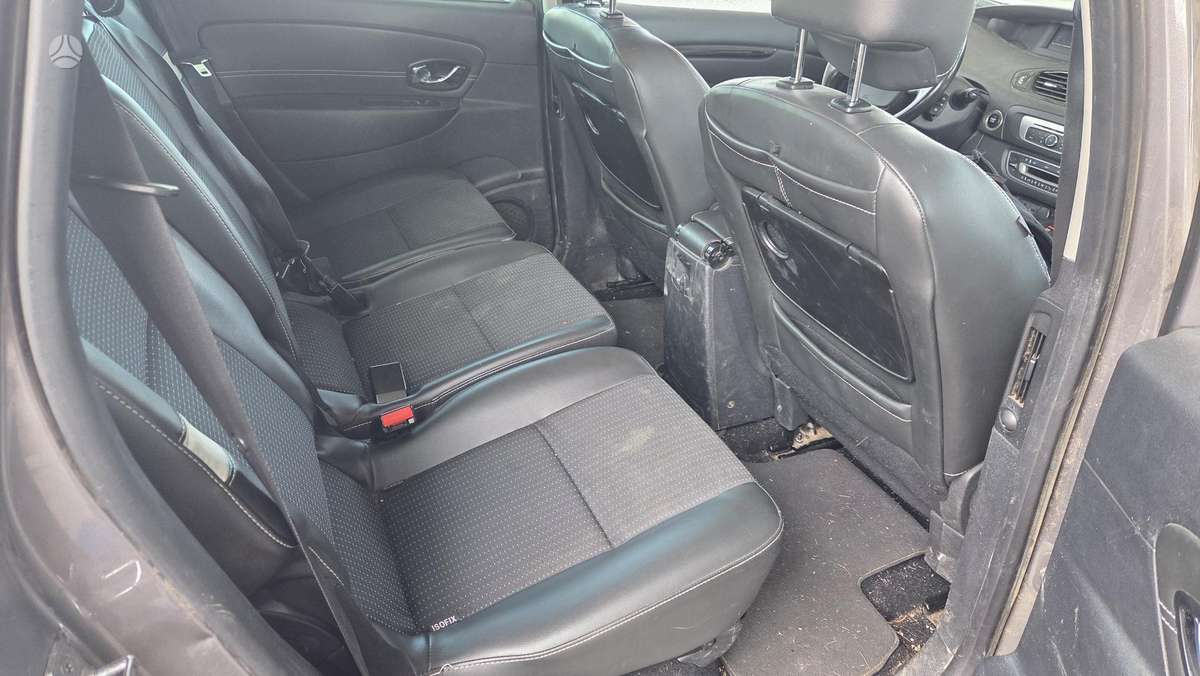 Renault Grand 2015 — engine 1461 cm³, 110 HP (81kW)