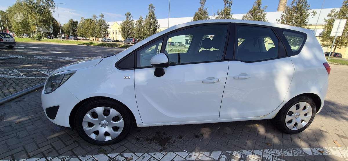 Opel Meriva, 2010