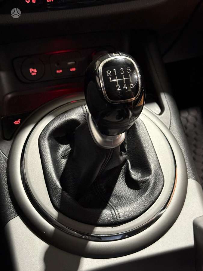Kia Sportage 2015 — engine 1995 cm³, 136 HP (100kW)