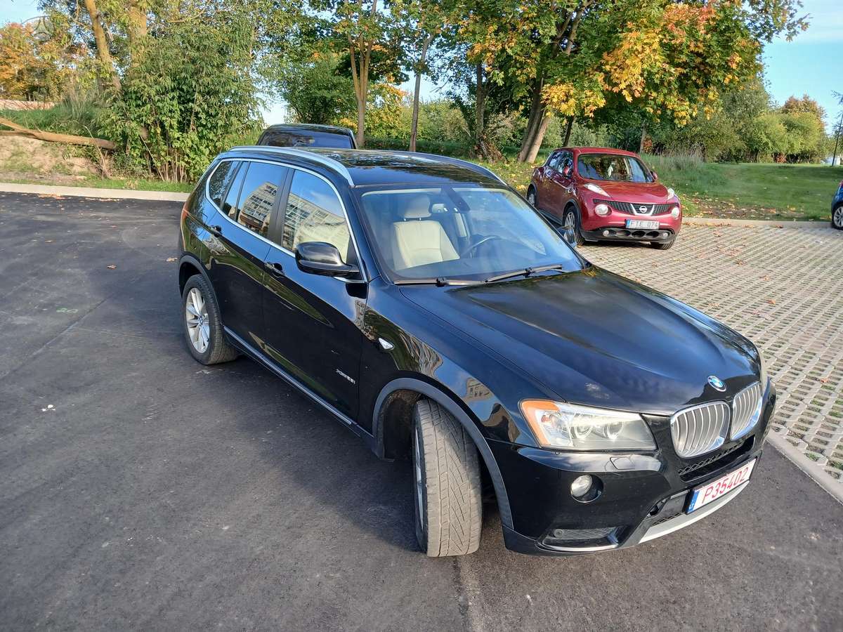 BMW X3 2011 — вигляд ззаду