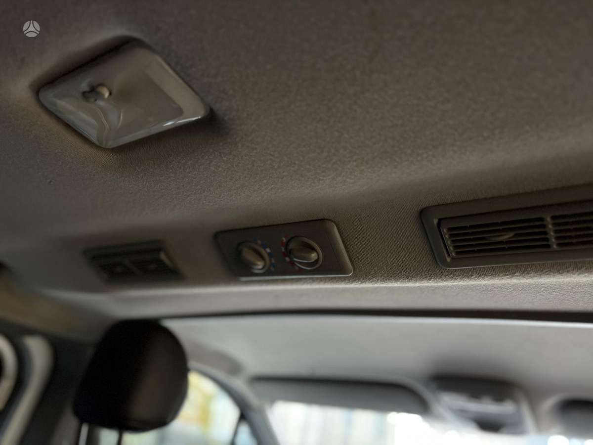Renault Trafic 2013 — фото 19