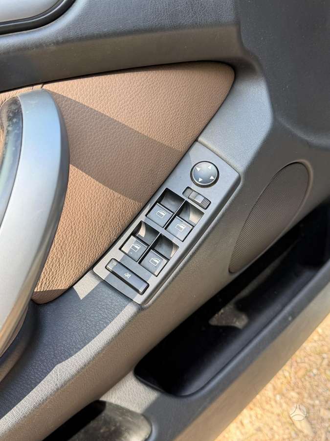 BMW X5 2005 — photo 12