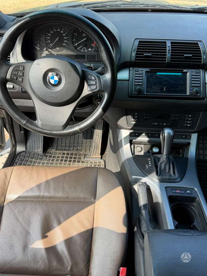 BMW X5 2005 — photo 14