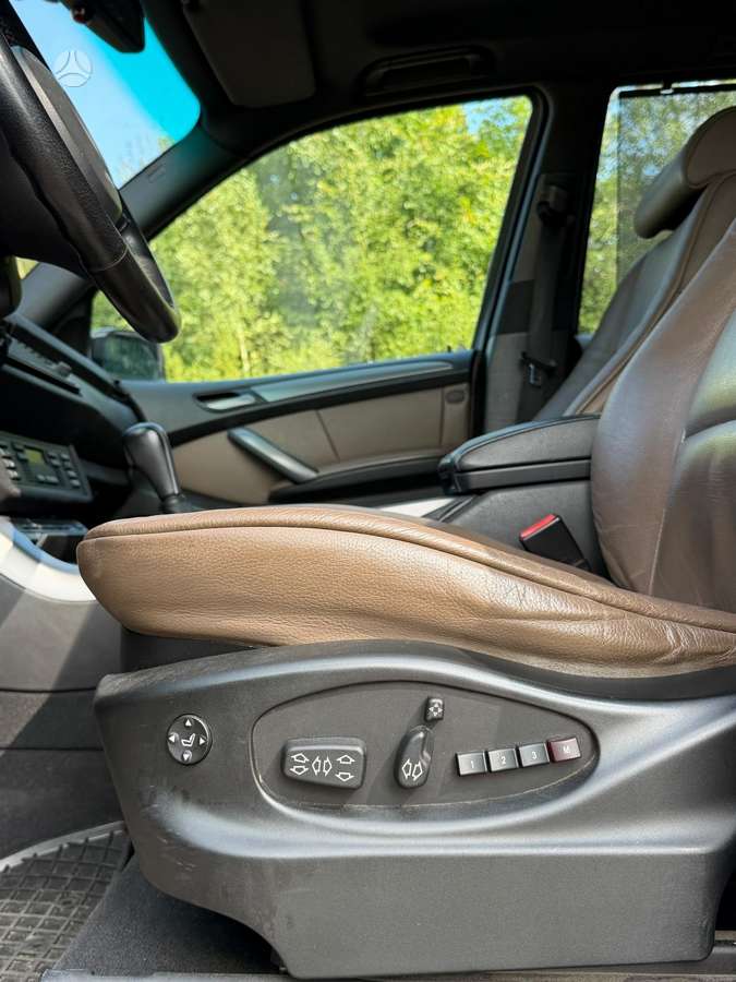 BMW X5 2005 — photo 17