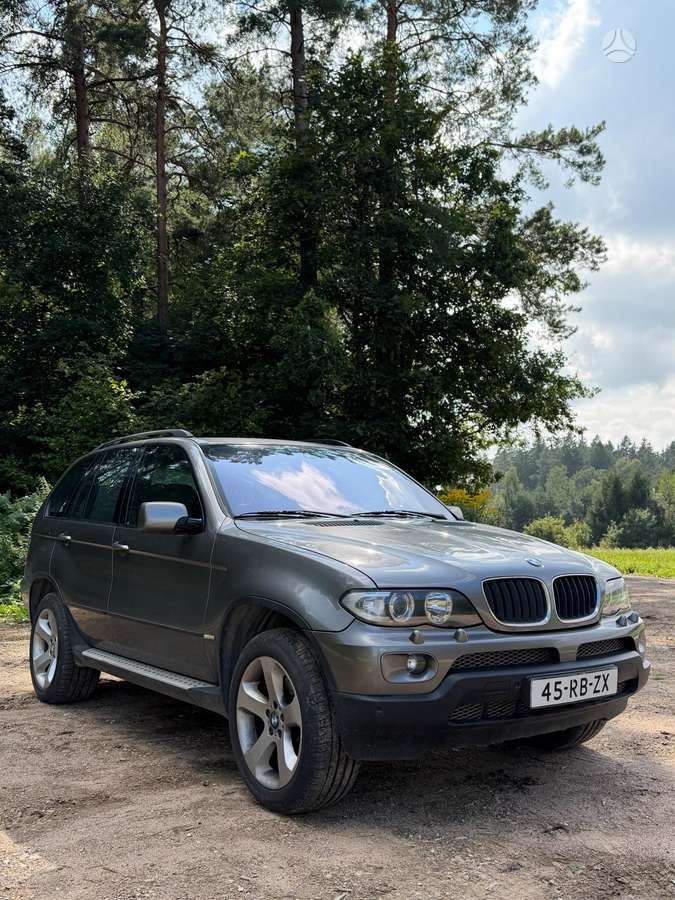 BMW X5 2005 — rear view