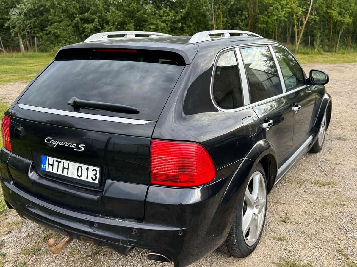 Porsche Cayenne 2004 — photo 5