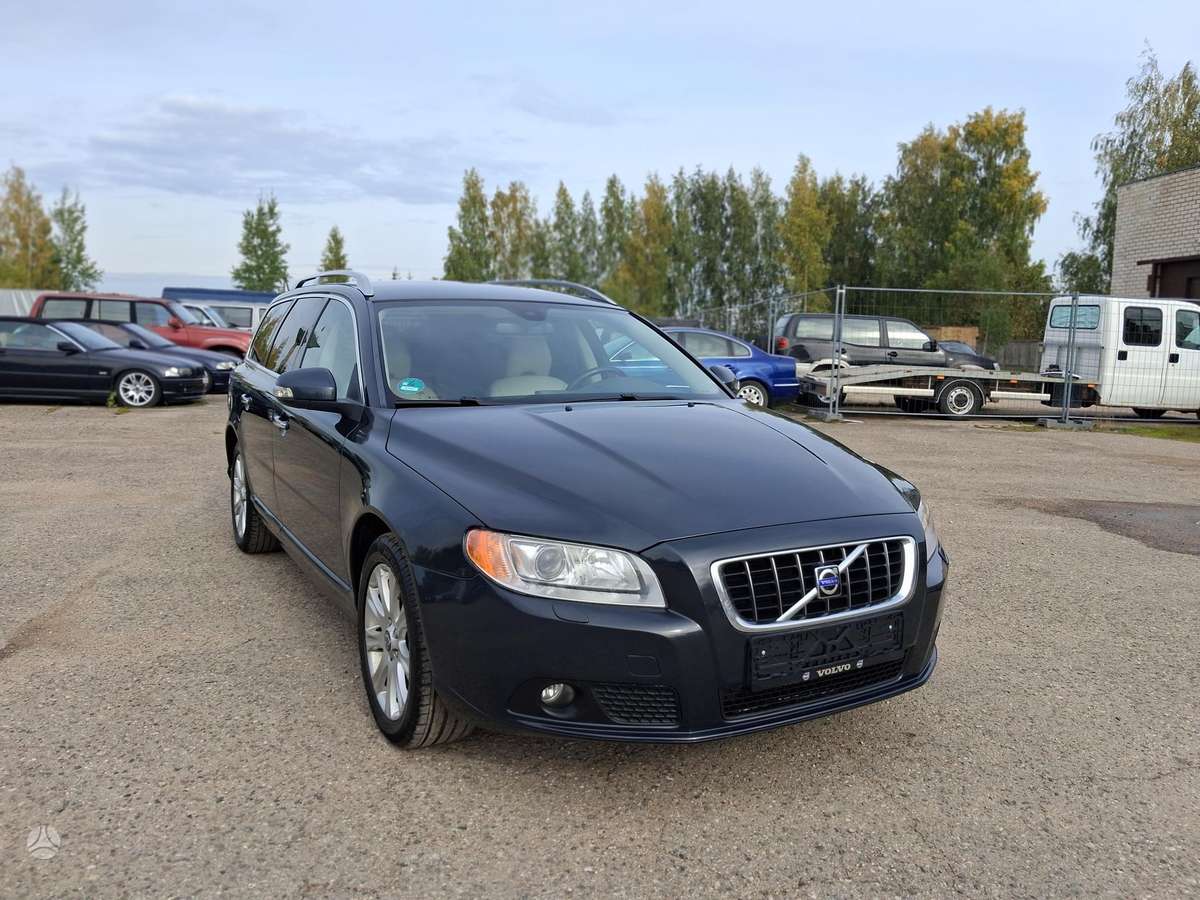 Volvo V70 2008 — двигун 2400 cm³, 163 HP (120kW)