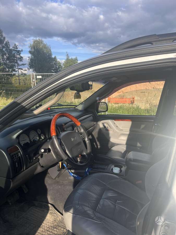 Jeep Grand 2004 — photo 10