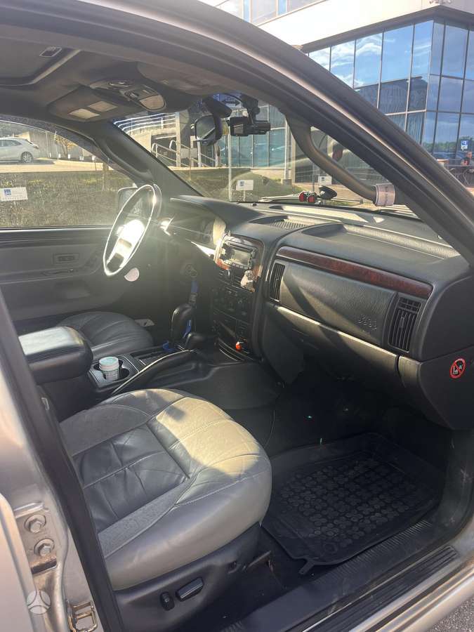 Jeep Grand 2004 — photo 13