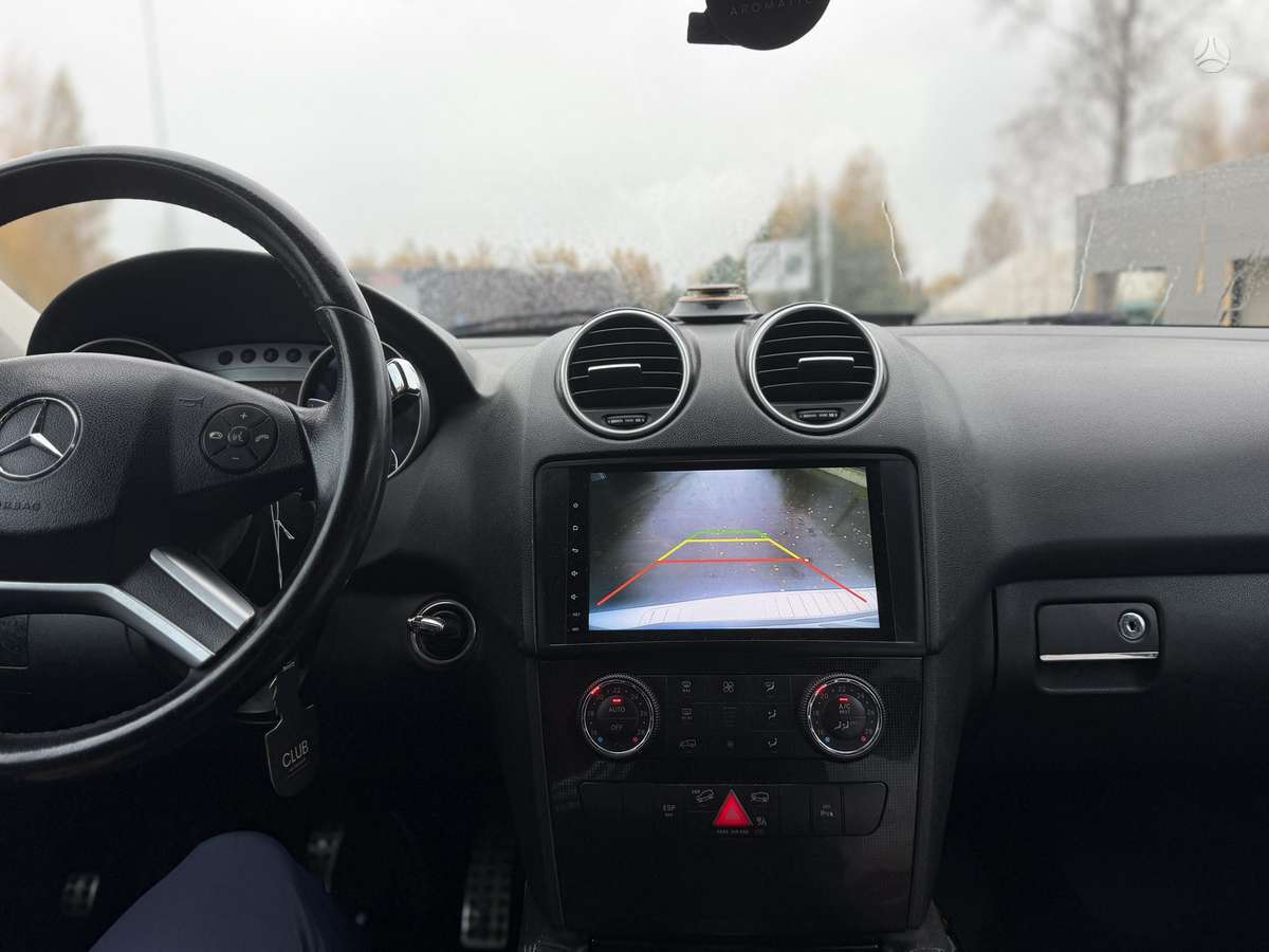 Mercedes-Benz ML320 2009 — photo 7