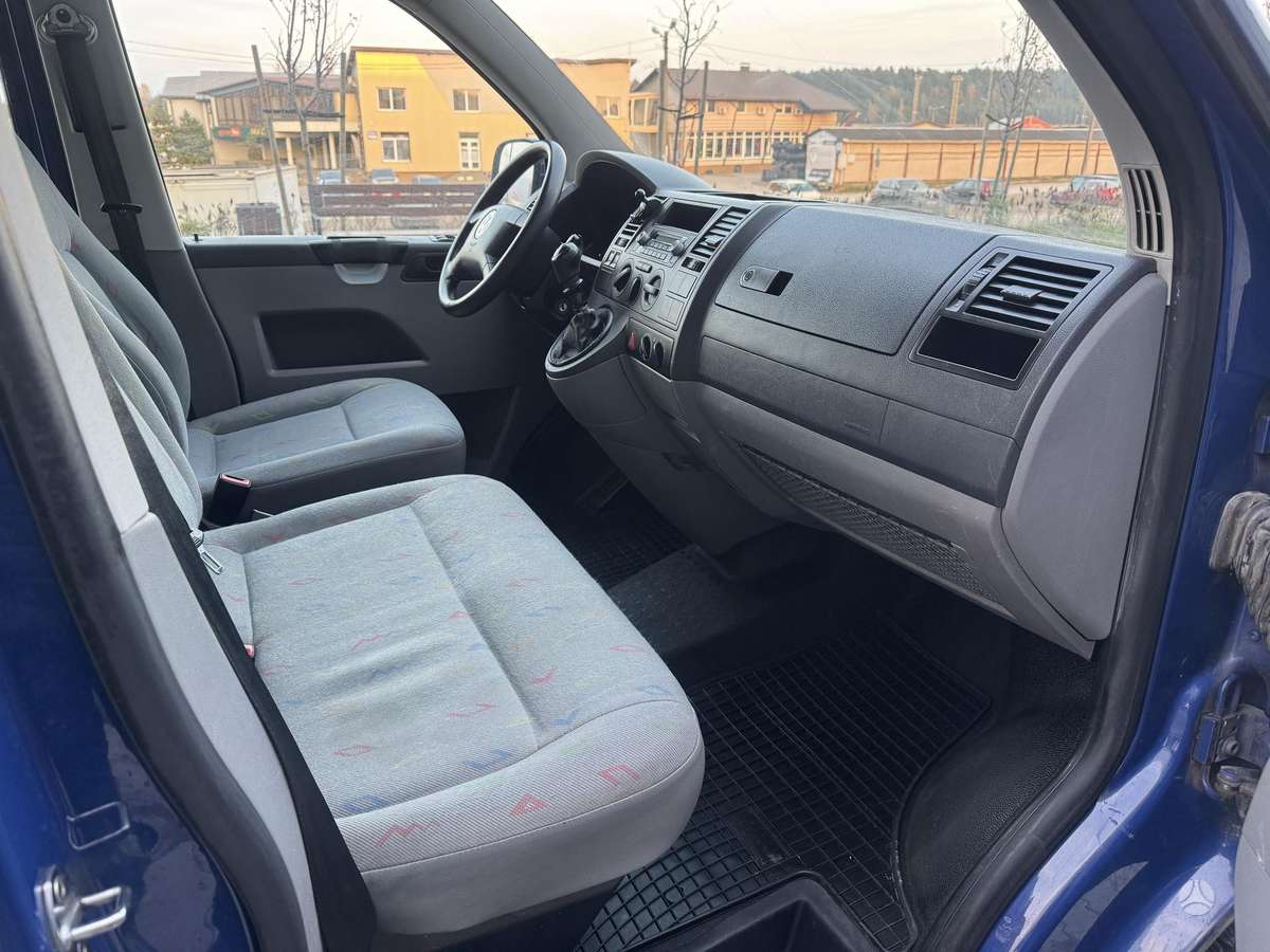 Volkswagen Transporter 2007 — photo 10