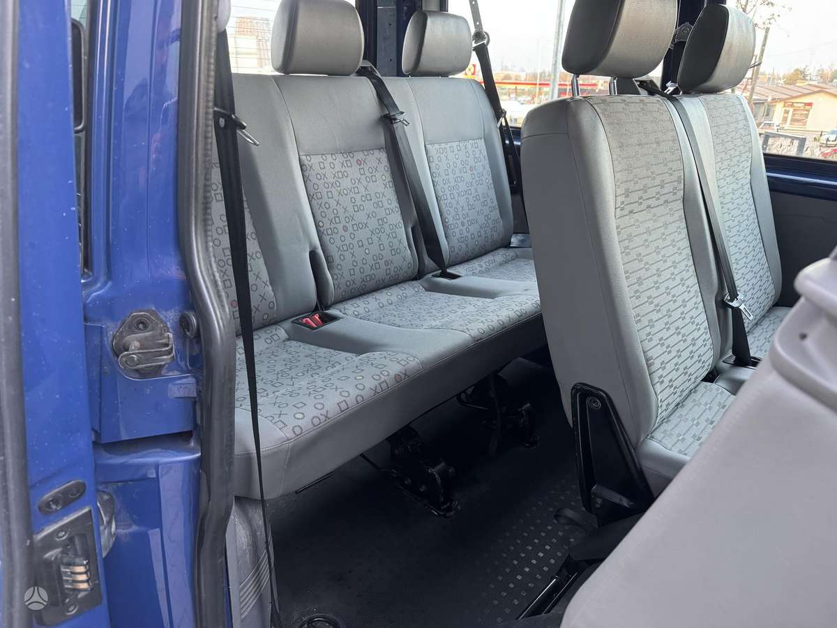 Volkswagen Transporter 2007 — photo 13