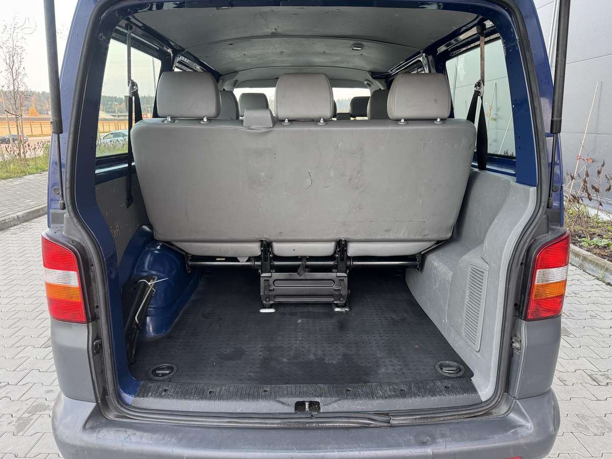 Volkswagen Transporter 2007 — photo 14